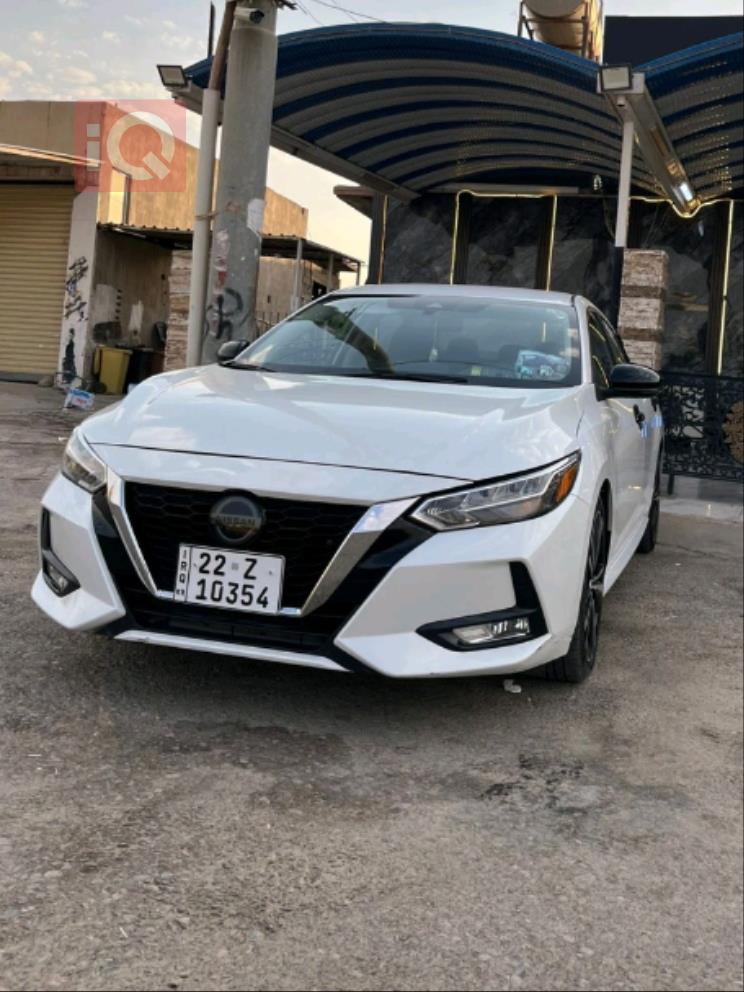 نیسان سێنترا